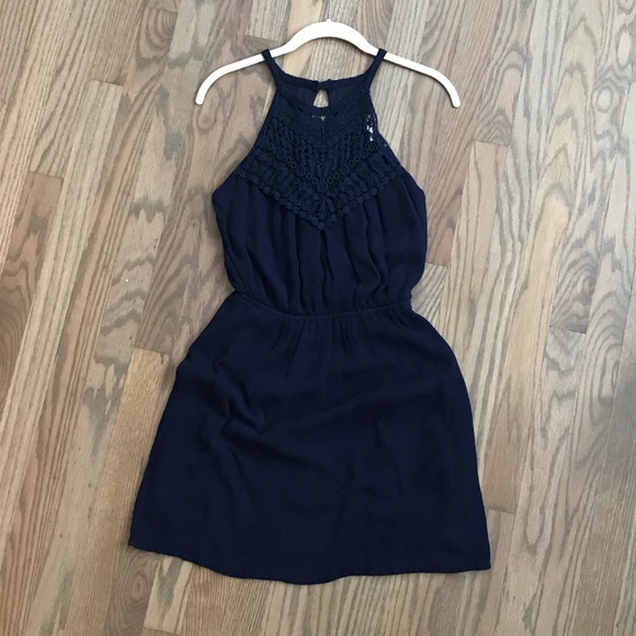 Dress - Picture 2 of 6